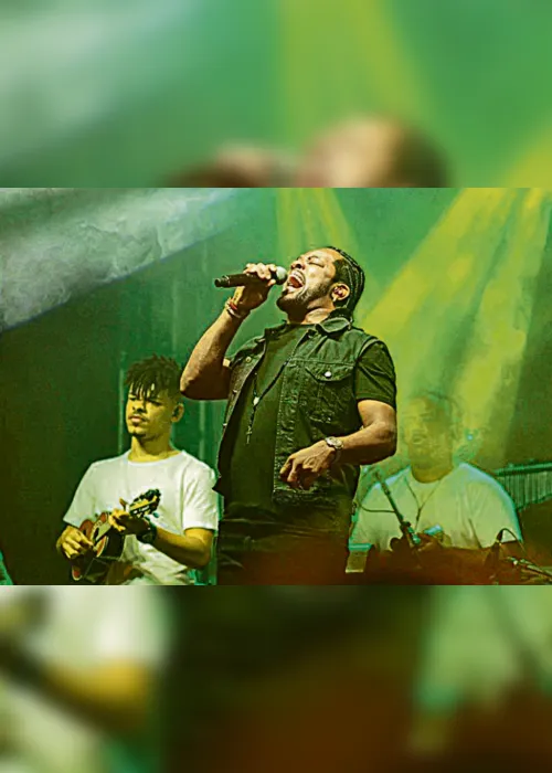 Imagem ilustrativa da imagem Tardezinha de hits com Xande de Pilares