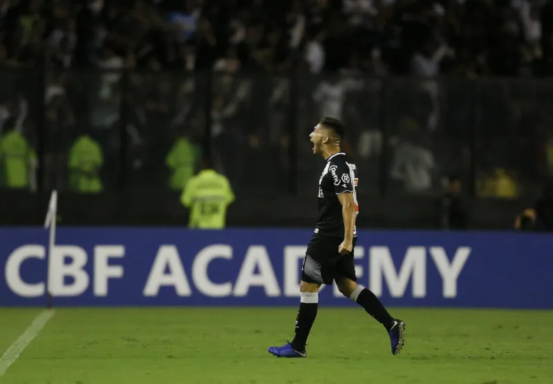 O volante Andrey revelou que os jogadores do Vasco fecharam uma espécie de pacto para os dois últimos jogos do Campeonato Brasileiro.
