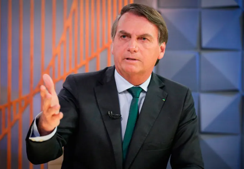 Jair Bolsonaro é entrevistado pelo programa