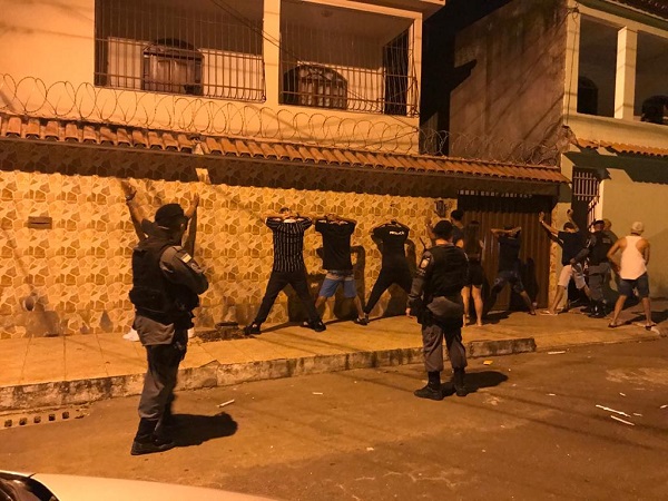 Operação acabou com baile do Mandela, em Soteco (Foto: Divulgação Guarda Municipal Vila Velha)