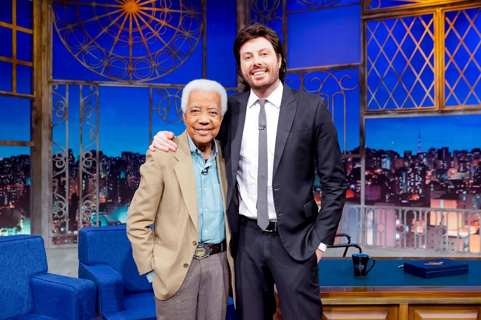 Bira e Danilo Gentili, em entrevista ao The Noite em 2018 (Foto: Divulgação / SBT)