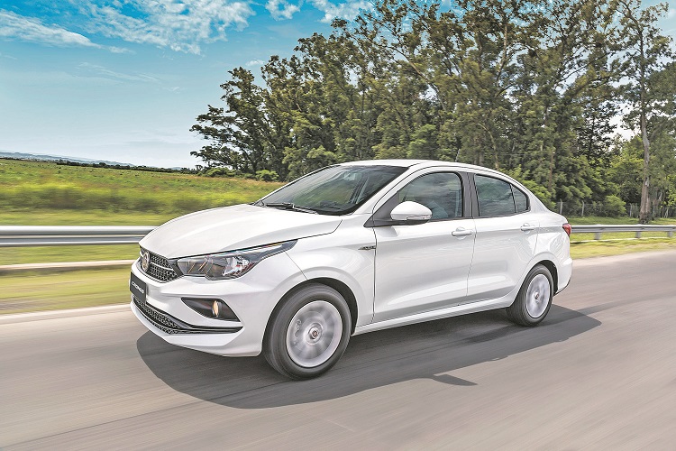 Com capacidade para transportar 525 litros de bagagem, o porta-malas do Cronos é ideal para quem curte viajar com a família (Foto: Assessoria/Fiat)