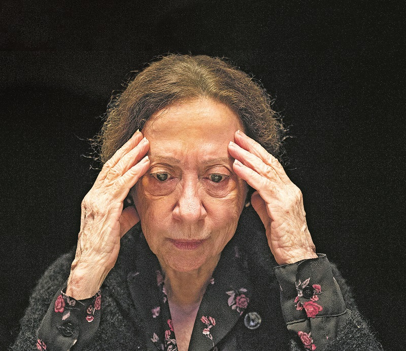 “O Juízo”, que estreia quinta-feira (5), reúne família da atriz Fernanda Montenegro. A história foi escrita por Fernanda Torres e dirigida pelo genro, Andrucha Waddington. (Foto: Suzanna Tierie / Divulgação)