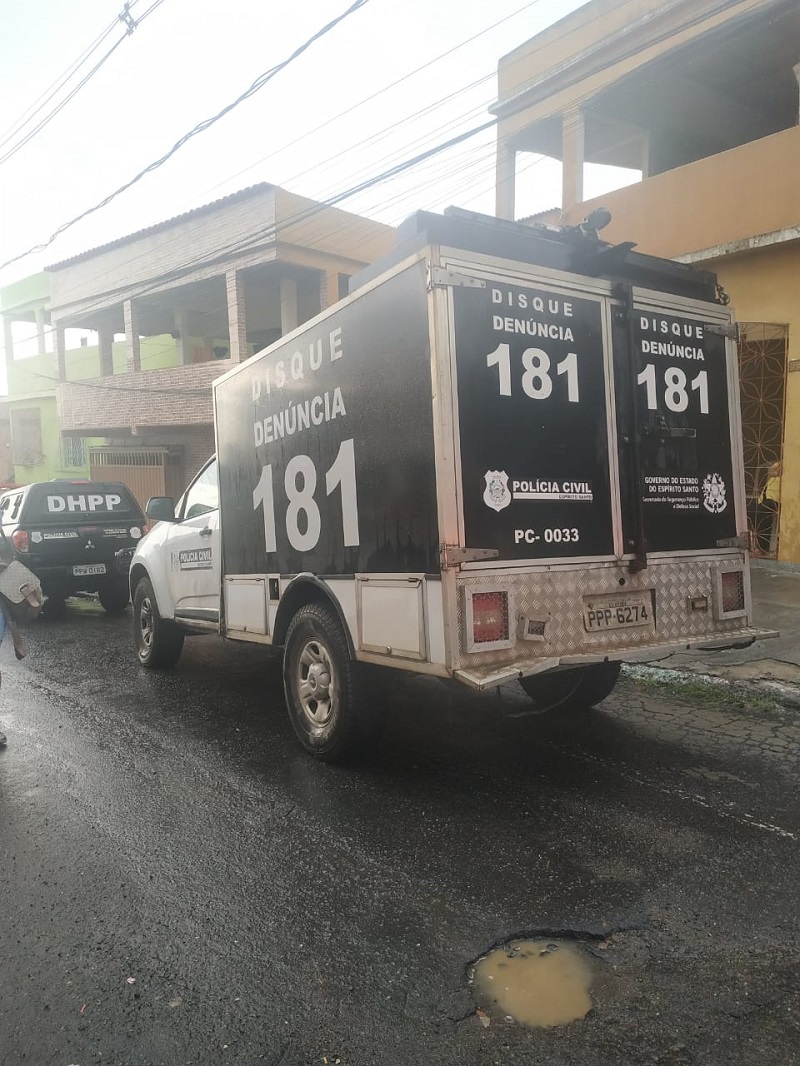 Crime aconteceu na rua Guadalajara, em Porto de Santana, Cariacica. (Foto: Kananda Natielly)