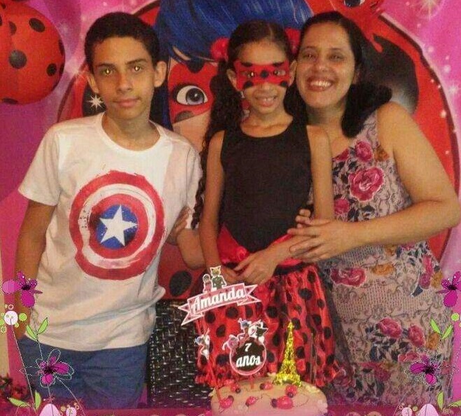 Guilherme, Amanda e Saiury. (Foto: Reprodução Facebook)