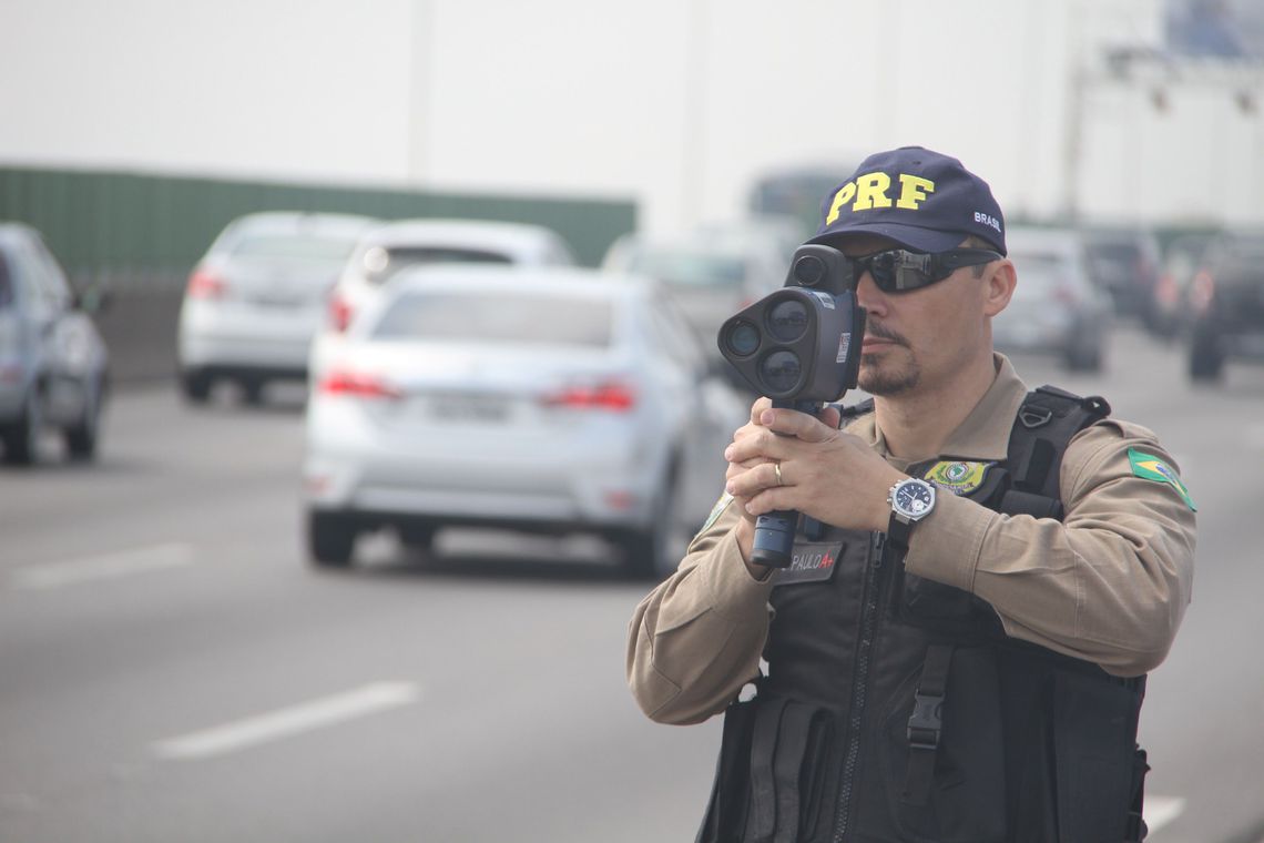 Radares portáteis não podem mais ficar escondidos (Foto: Divulgação/ PRF)