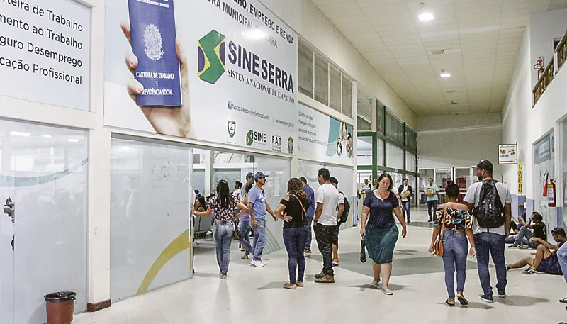 Sine da Serra oferece chances para cargos como costureira, mecânico de refrigeração e  vendedor de serviços