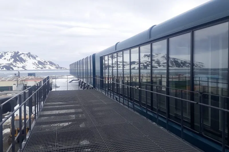 Imagem ilustrativa da imagem Inauguração de base na Antártica é adiada após mau tempo atrapalhar pouso de Mourão