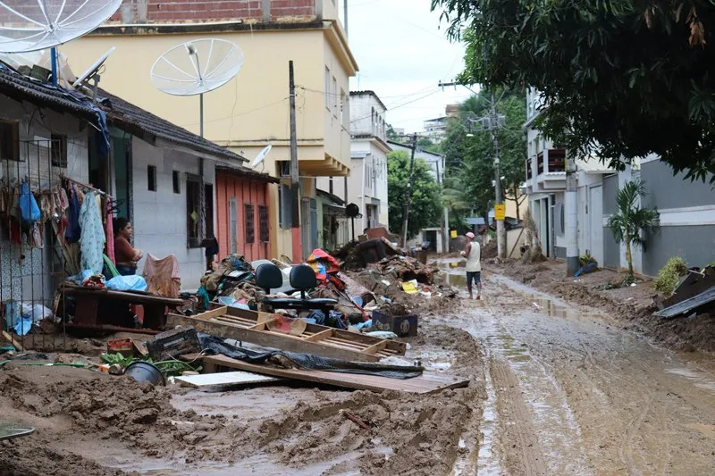 Imagem ilustrativa da imagem 62 cidades com risco de inundação e deslizamento por causa das chuvas