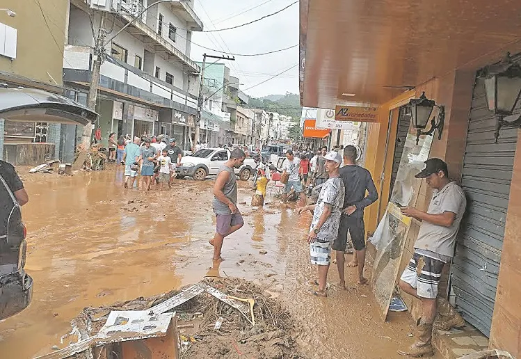 Imagem ilustrativa da imagem “O volume de chuva estimado para os próximos dias é extremo e preocupante”, diz Climatempo