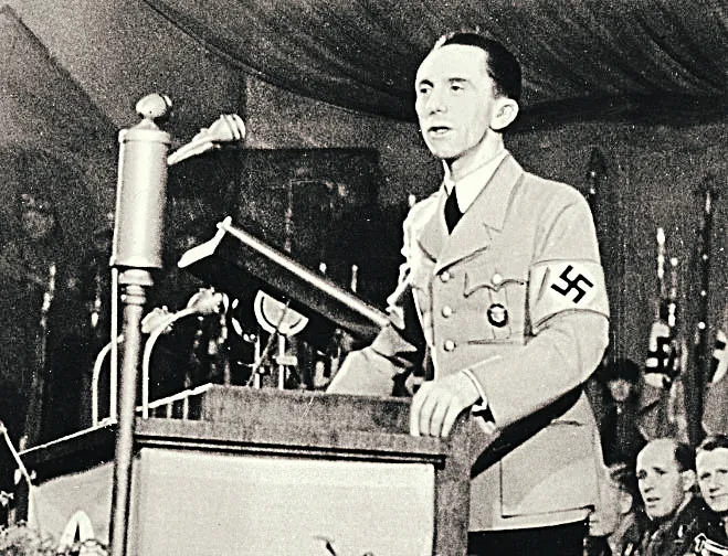 Imagem ilustrativa da imagem Se não copiou, é pior: Alvim pensa como Goebbels