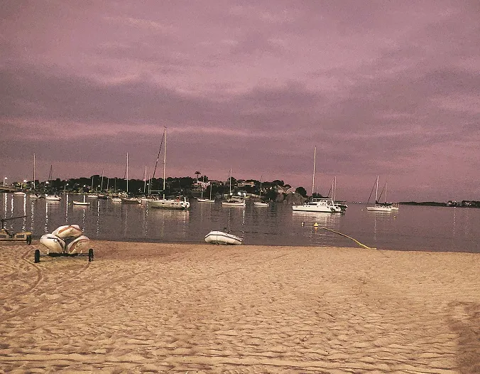 Imagem ilustrativa da imagem Metade das praias pode desaparecer até 2100