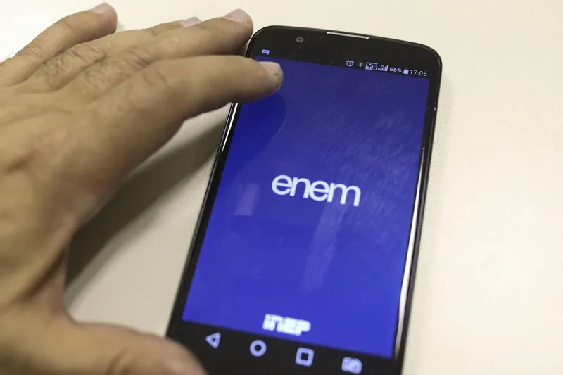 Imagem ilustrativa da imagem MEC também analisa erros nas provas do 1º dia do Enem