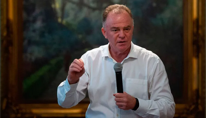 Imagem ilustrativa da imagem Governo libera até R$ 3 mil, FGTS e abre linhas de financiamento para vítimas das chuvas
