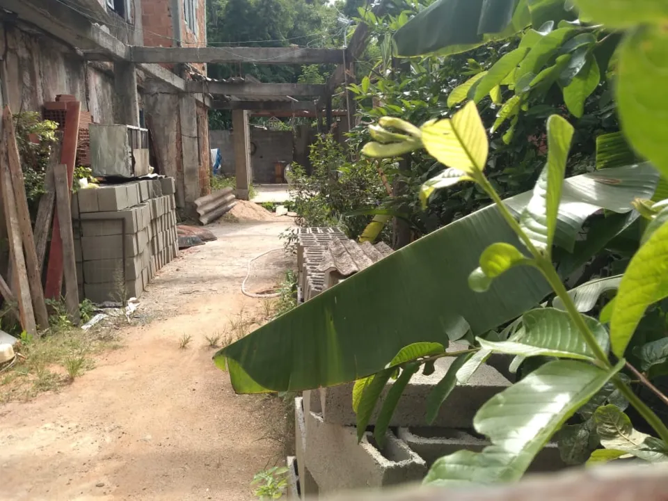 Imagem ilustrativa da imagem Instalador é baleado após suspeitos invadirem casa