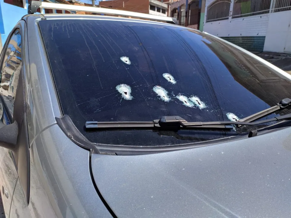 Imagem ilustrativa da imagem Bandidos de carro atiram em jovem em Vila Velha