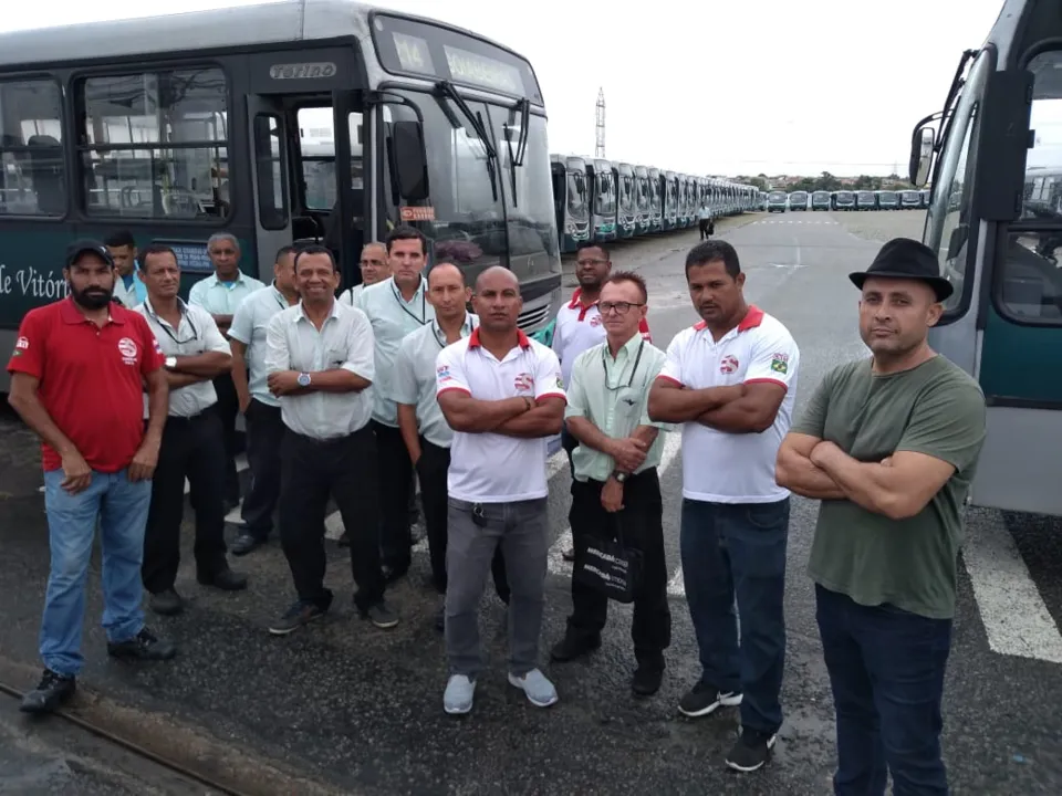 Imagem ilustrativa da imagem 100 mil passageiros são afetados por paralisação de rodoviários