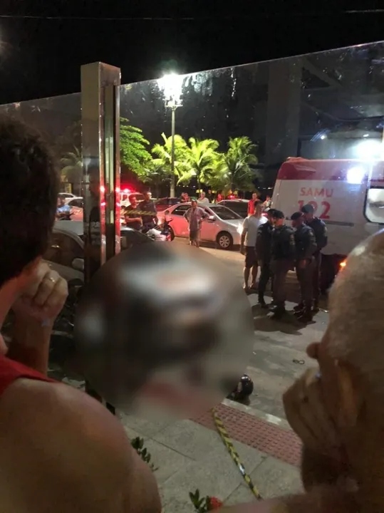 Imagem ilustrativa da imagem Vídeo mostra ação de policial que reagiu a assalto e matou suspeito