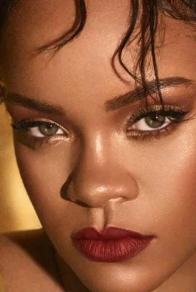 Imagem ilustrativa da imagem Rihanna zoa fãs postando meme no Instagram com o aguardado lançamento do R9