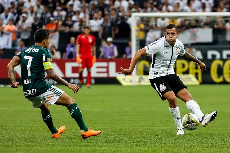 Imagem ilustrativa da imagem Lateral capixaba é dispensado pelo Corinthians