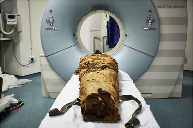 Imagem ilustrativa da imagem Pesquisadores reproduzem com impressora 3D voz de múmia de 3 mil anos