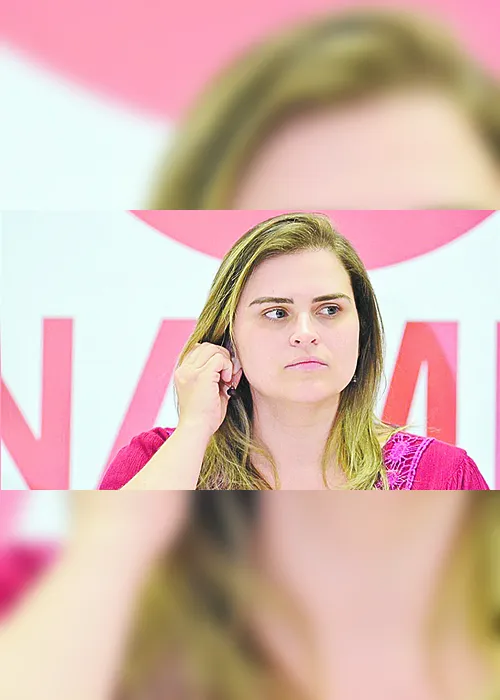 
          Imagem ilustrativa da imagem Demissão de Santini pode ter abortado escândalo
          