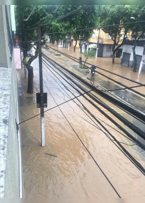 
          Imagem ilustrativa da imagem Confira situação do trânsito na Grande Vitória após chuva
          