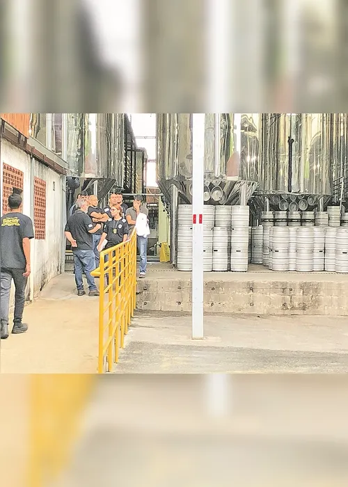 Imagem ilustrativa da imagem Supermercados capixabas recolhem cerveja de prateleiras após doença misteriosa