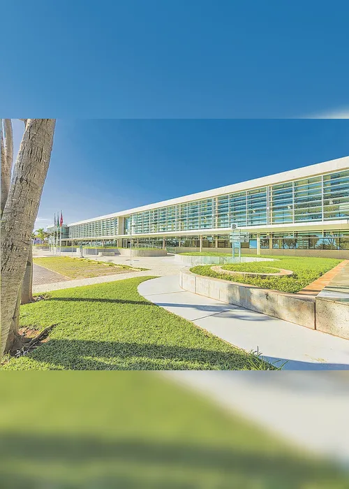 Imagem ilustrativa da imagem União abre vagas com salário de R$ 33 mil