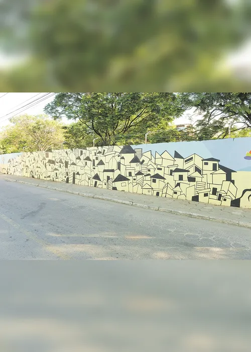 
          Imagem ilustrativa da imagem Arte na porta de 100 lojas no Centro. Assista ao vídeo
          