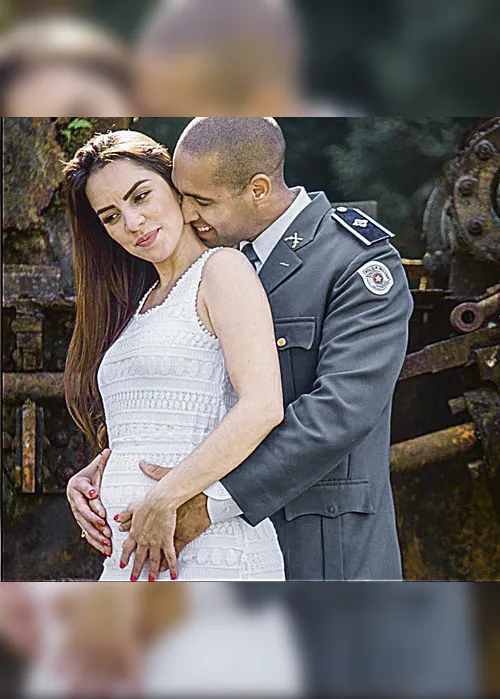 
          Imagem ilustrativa da imagem "Cheguei ao fundo do poço, mas me levantei", diz tenente que perdeu a esposa no dia do casamento
          