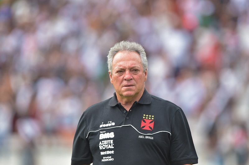 Apesar da derrota para o Flamengo, Abel Braga gostou da atuação do Vasco (Foto: Thiago Ribeiro/Vasco)