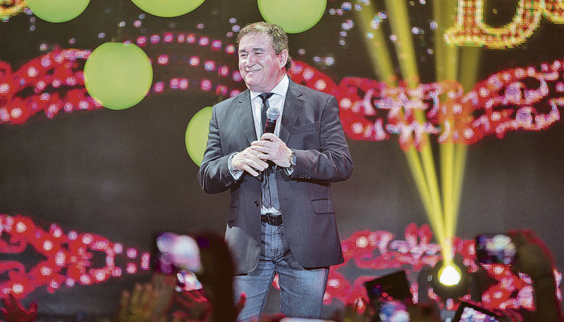 Amado promete muitas emoções em show com clássicos e novas canções (Foto: Divulgação)