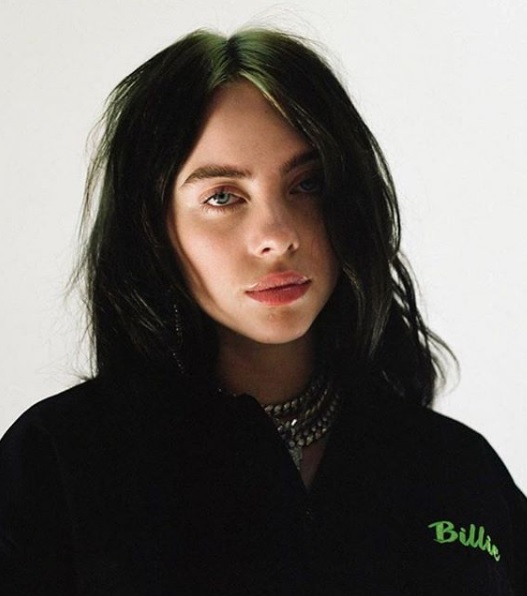 Billie Eilish é a 1ª mulher a vencer, de uma só vez, os maiores prêmios do Grammy. (Foto: Bradley Ogbonna)