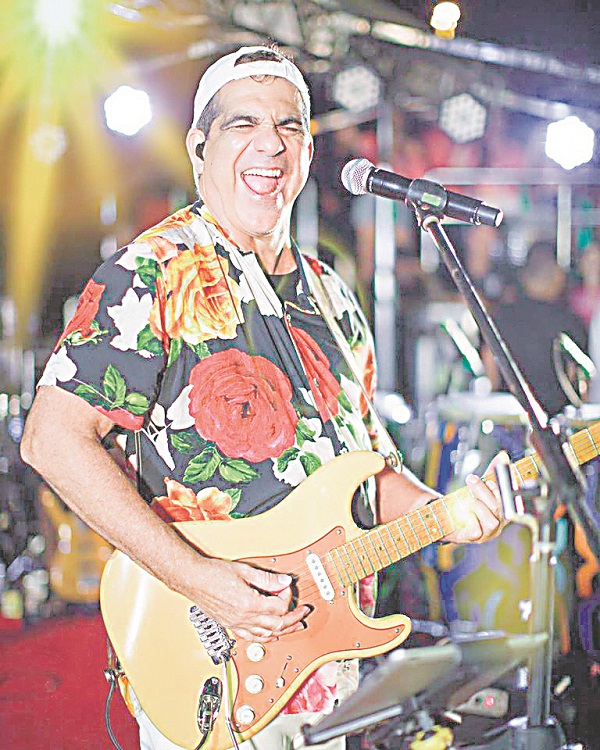 Durval Lelys (Foto: Divulgação/Facebook)