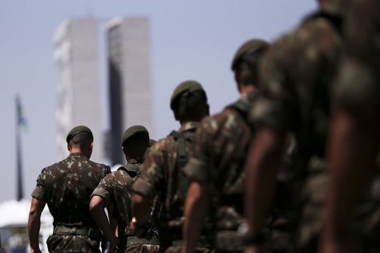 As oportunidades são para oficiais do quadro complementar, além de formação de capelães militares. (Foto: Marcelo Camargo/Agência Brasil)