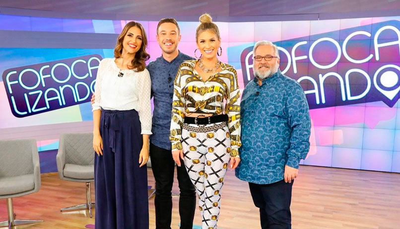 Elenco do Fofocalizando que começa o ano de 2020 (Foto: Divulgação / SBT)