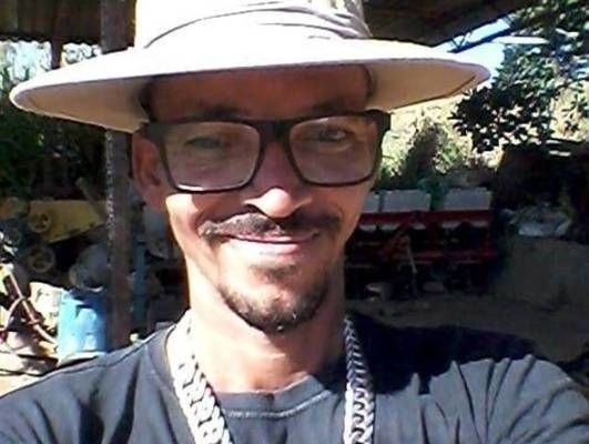 O gesseiro Júnior Ormindo de Brito, de 37 anos (Foto: Reprodução/ Facebook)