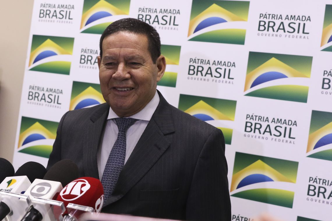 O presidente em exercício, Hamilton Mourão (Foto: Valter Campanato/ Agência Brasil)