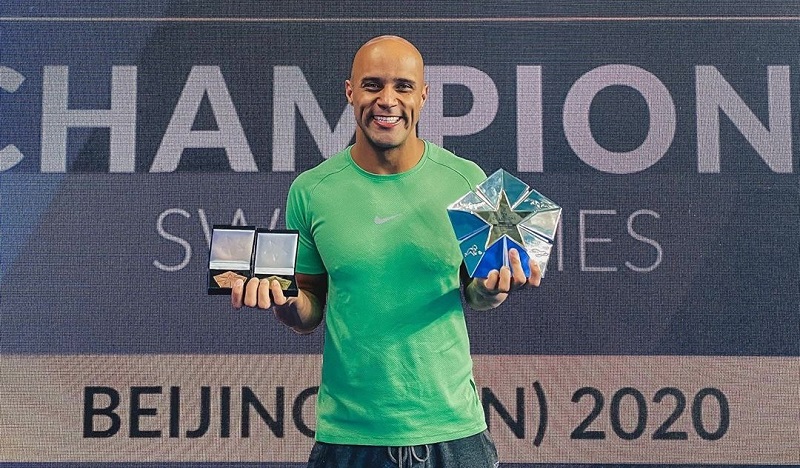 João Luiz Gomes comemora resultado na Copa dos Campeões de natação (Foto: Reprodução/Instagram)