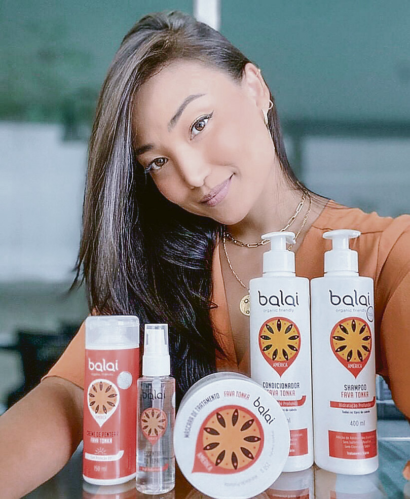 A arquiteta Juliana Kwak usa produtos veganos para tratar os cabelos (Foto: Divulgação)