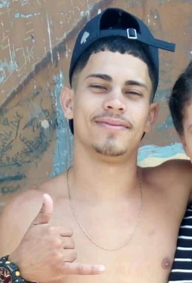 Vítima seguia para o trabalho quando foi baleada no meio da rua. (Foto: Acervo da família)