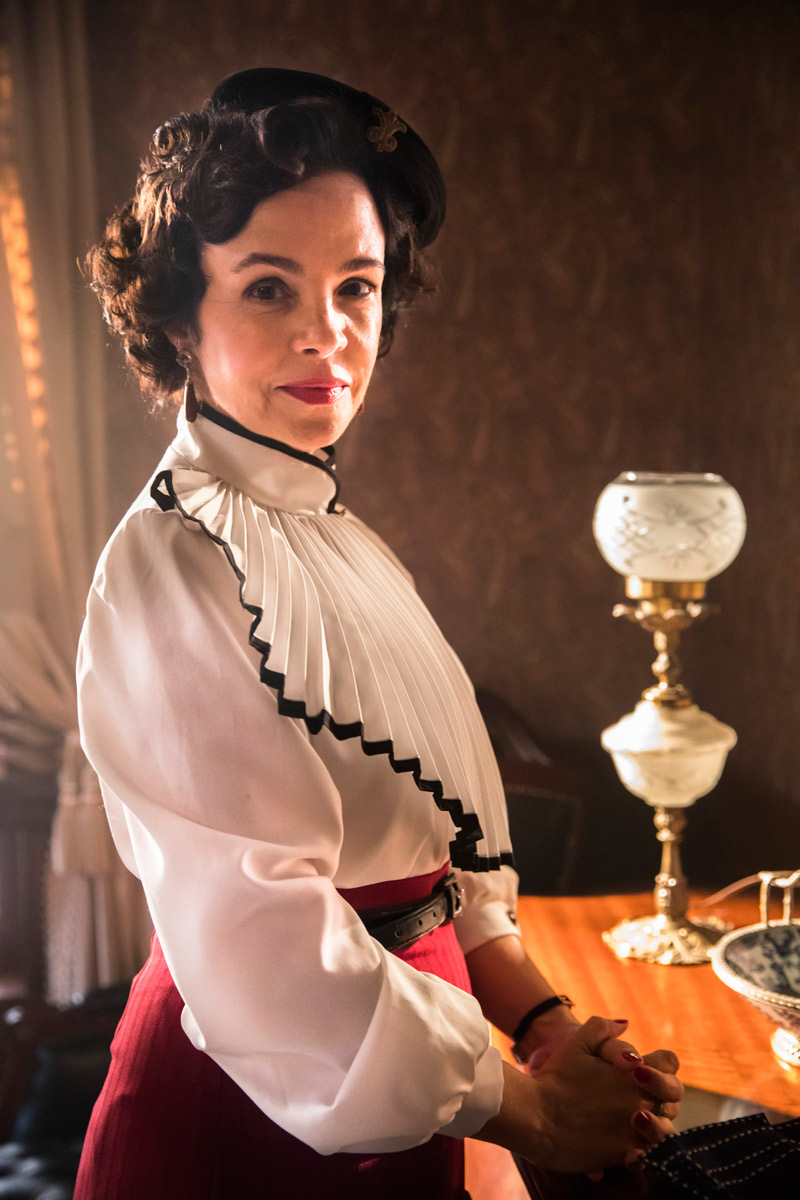 Luciana Braga em "Éramos Seis" (Foto: João Miguel Júnior / TV Globo)