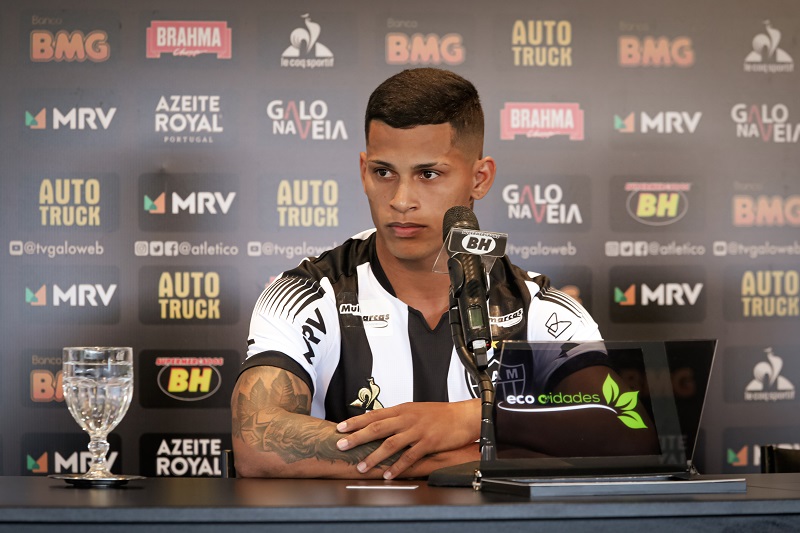 Maílton foi apresentado pelo Atlético/MG (Foto: Bruno Cantini/ Agência/ Galo Atlético)