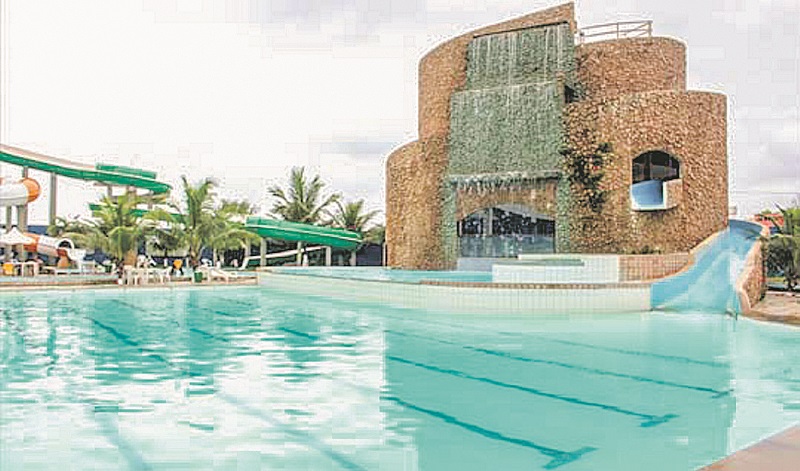 Guriri Beach: piscina semiolímpica (Foto: Divulgação)