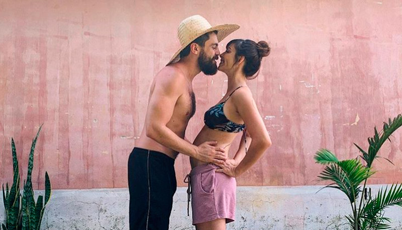 Titi Muller e o marido comemoram a notícia (Foto: Reprodução / Instagram)
