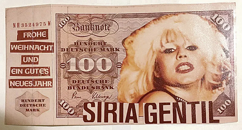 Cartaz em forma de nota de 100 marcos com o rosto de Siria na Alemanha