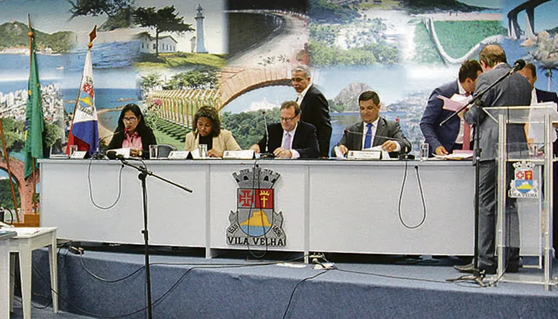 Câmara de Vila Velha estuda medida para proibir uso do site e da estrutura do Legislativo para fazer campanha
