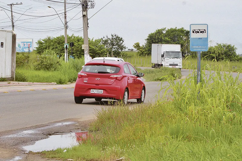 Imagem ilustrativa da imagem Sufoco por falta de abrigos de ônibus na Serra