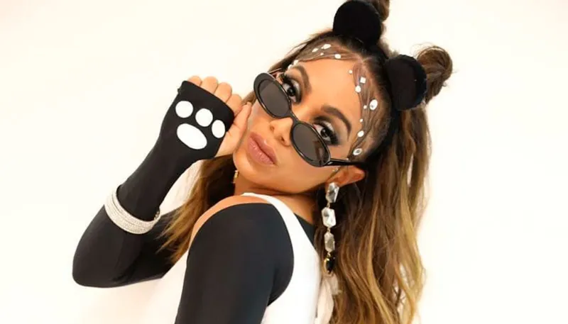 Imagem ilustrativa da imagem Anitta diz que não fará live para os fãs durante quarentena